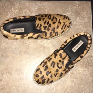 STEVE MADDEN Calf Hair Animal Print Slide on Flats